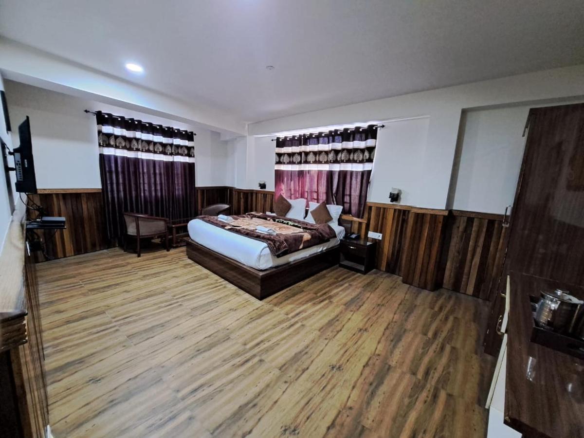 Hotel Golden Sunrise & Spa Pelling Exterior foto