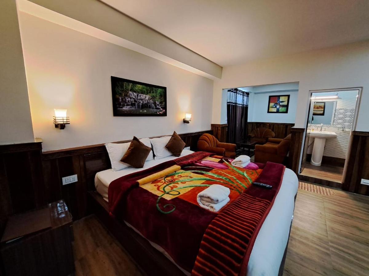 Hotel Golden Sunrise & Spa Pelling Exterior foto
